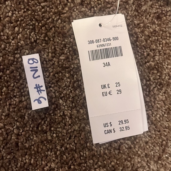 2/$30 34A gilly hicks by HOLLISTER bra. - Picture 2 of 6